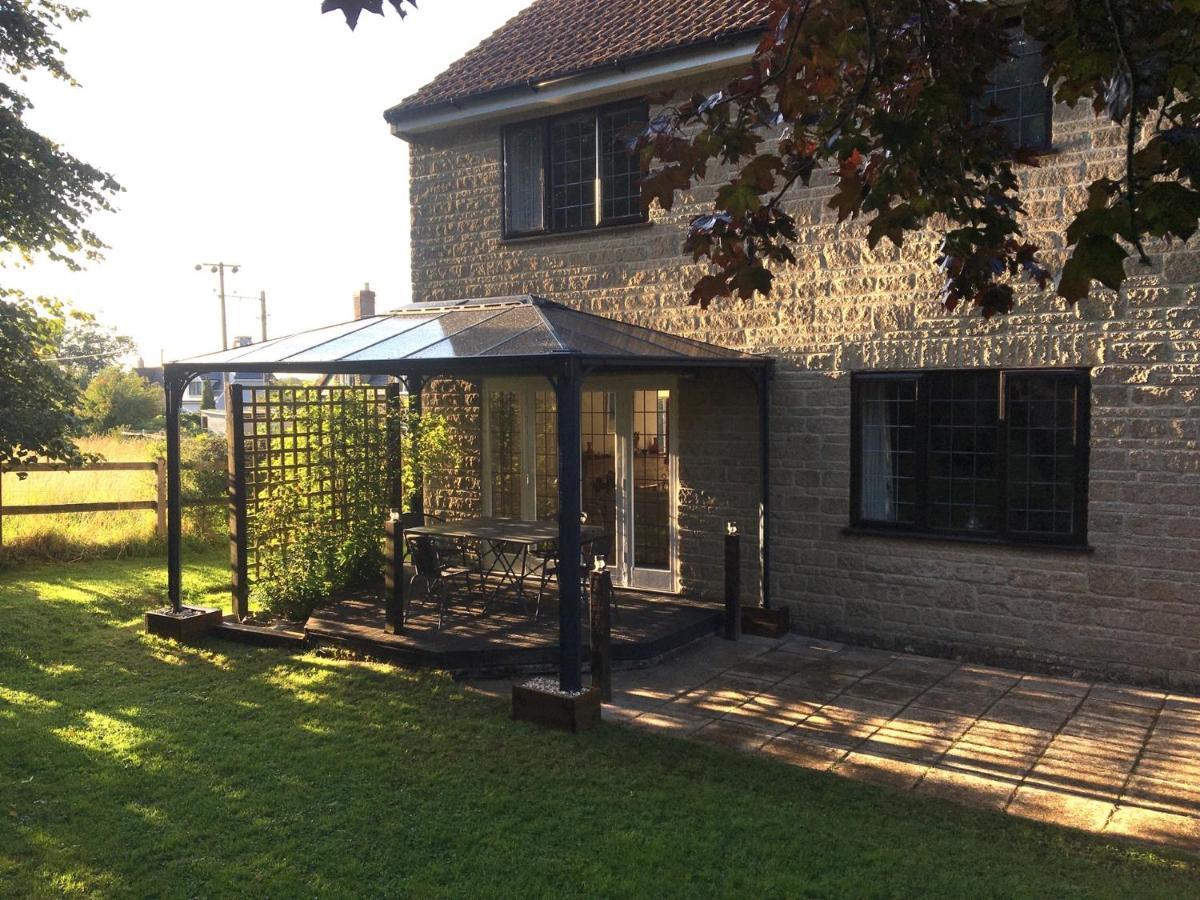 4 Bed In Sherborne Oomeo Villa Chetnole Exterior photo